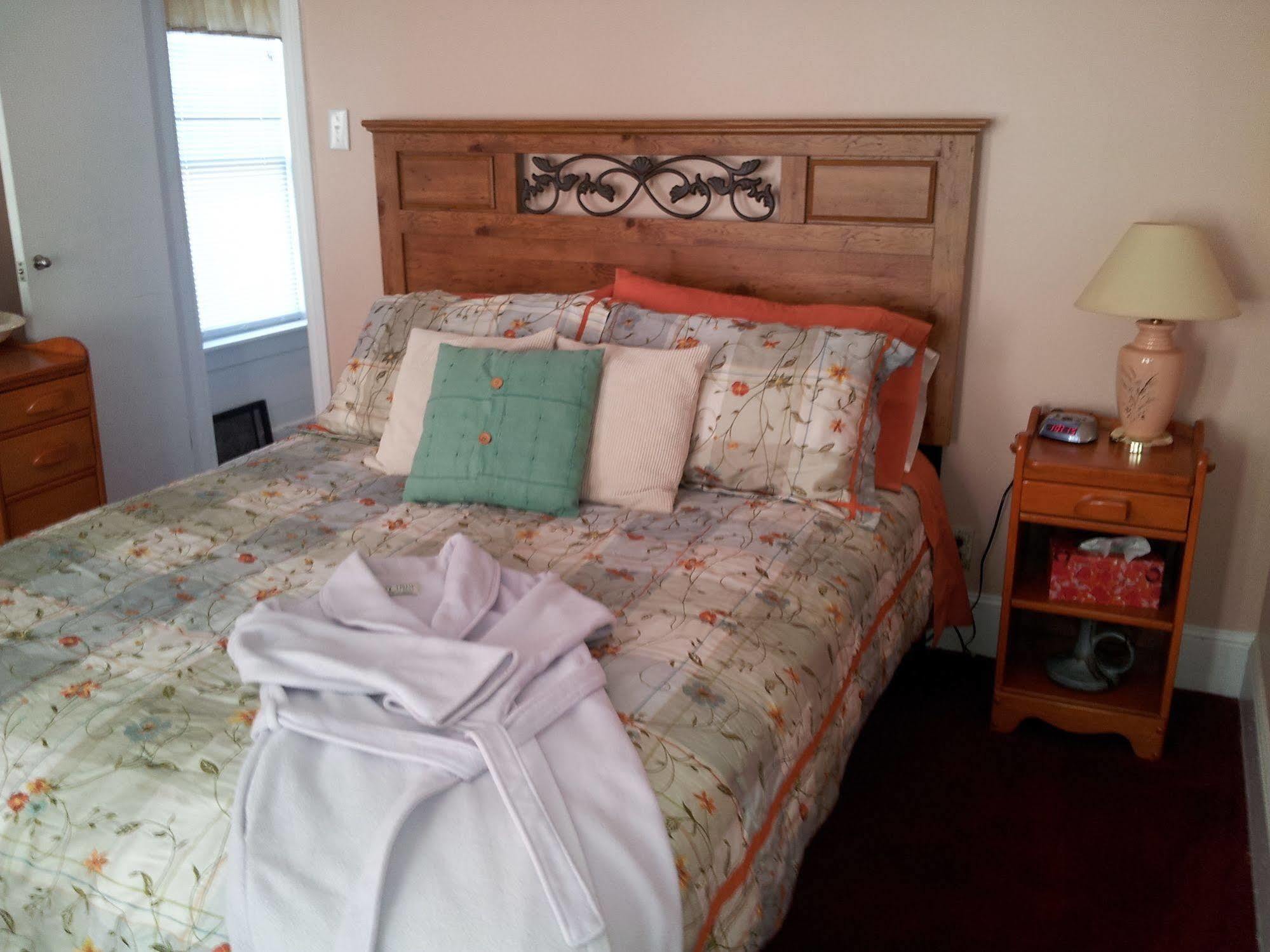 The Spaniards Room Heritage Home Spaniards Bay 외부 사진